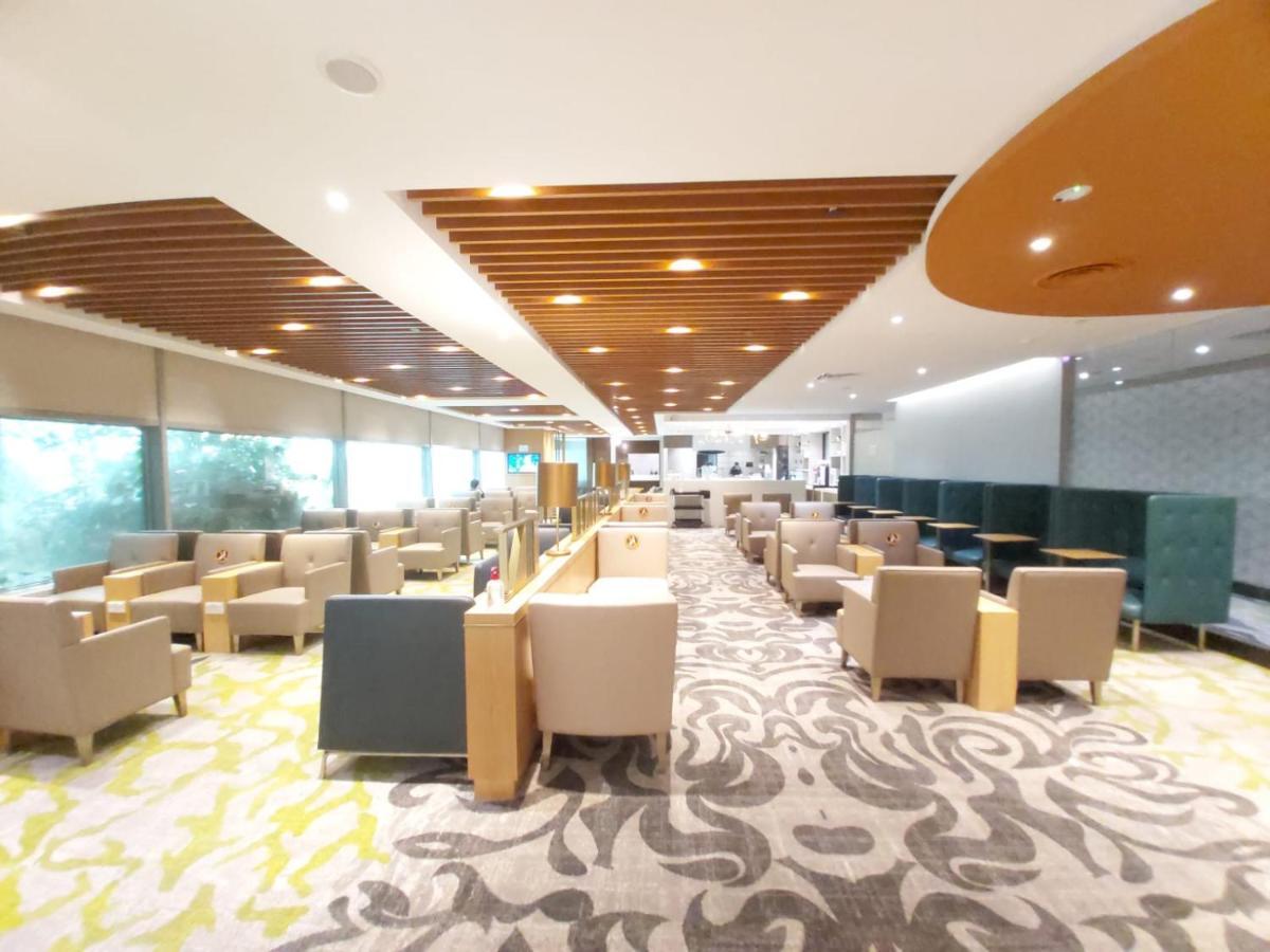 Ambassador Transit Lounge Terminal 3 Otel Singapur Dış mekan fotoğraf